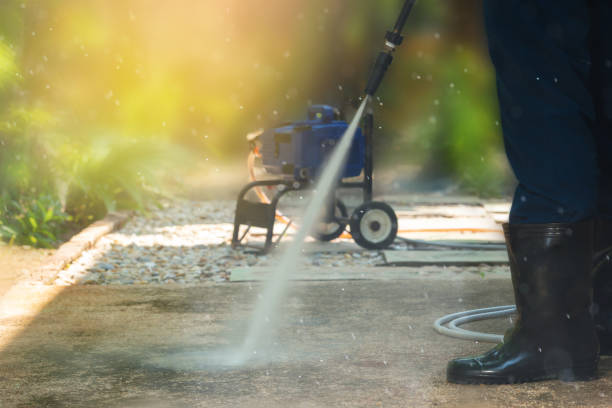 Best Playground Equipment Cleaning  in Coleytown, CT